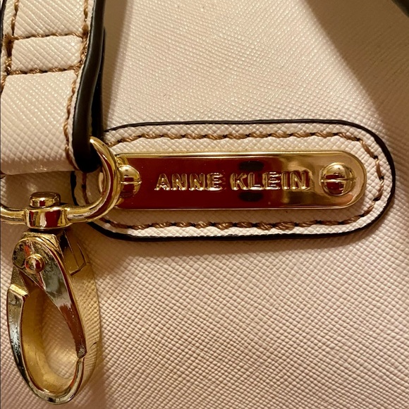 Annie Klein handbag - Picture 3 of 11